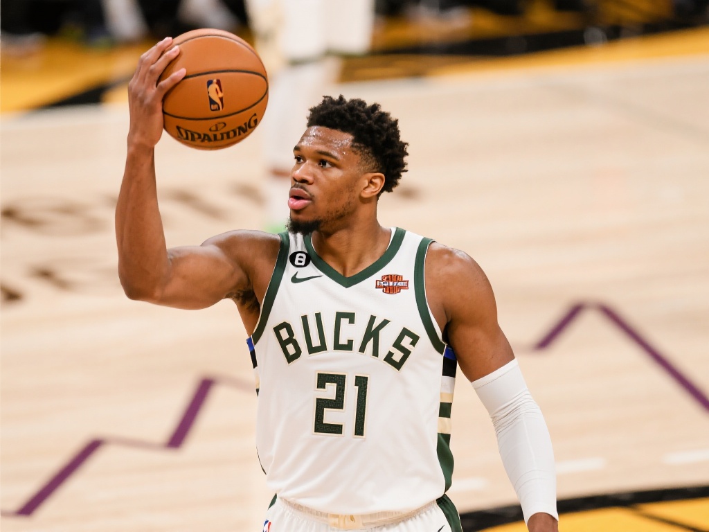 谢泼德首轮低迷表现难掩防守亮点 谢泼德的季后赛表现可能正在走这样一条曲线