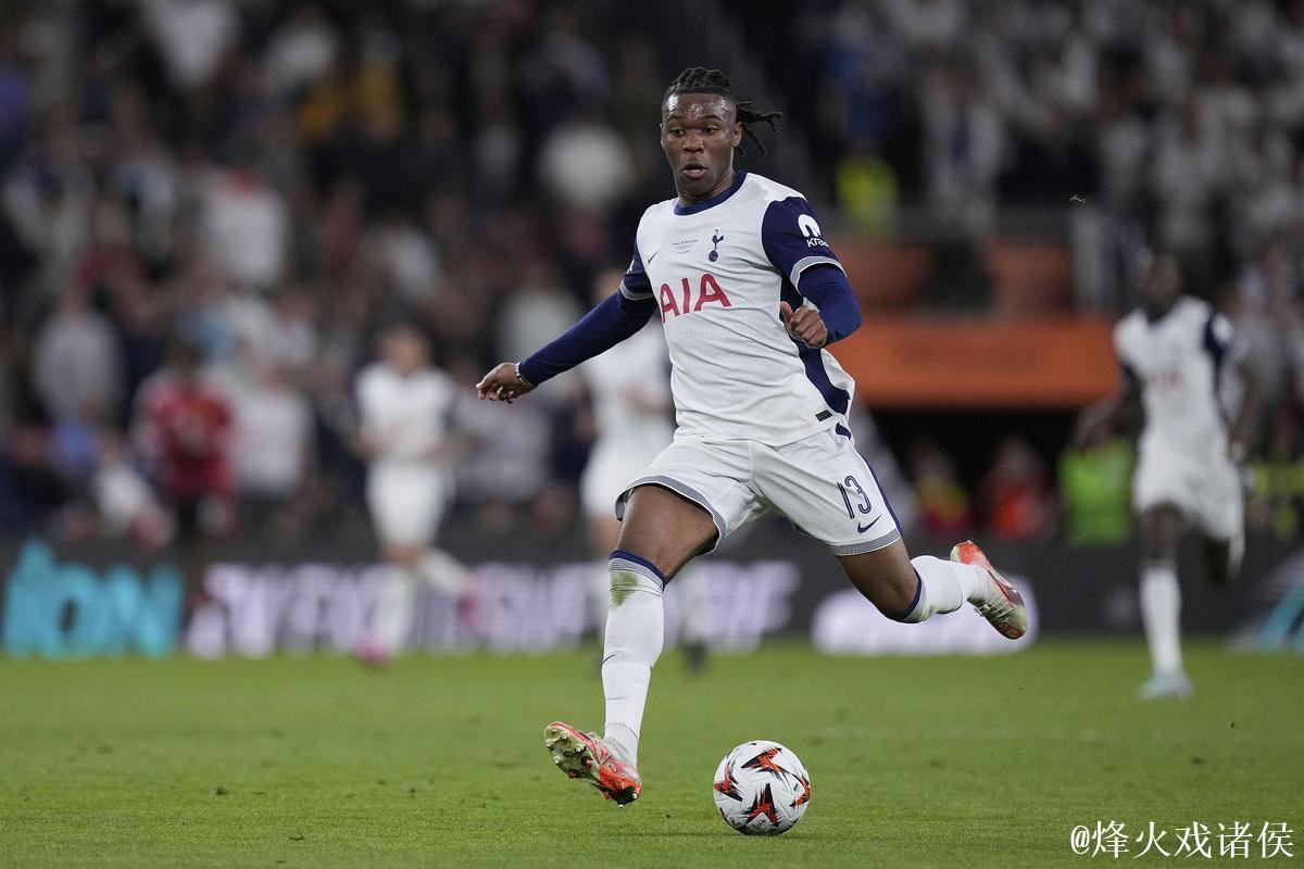 乌多基社媒无意泄密热刺新战术,手抛球成关键要素 乌多基社媒无意泄密热刺新战术,手抛球成关键要素